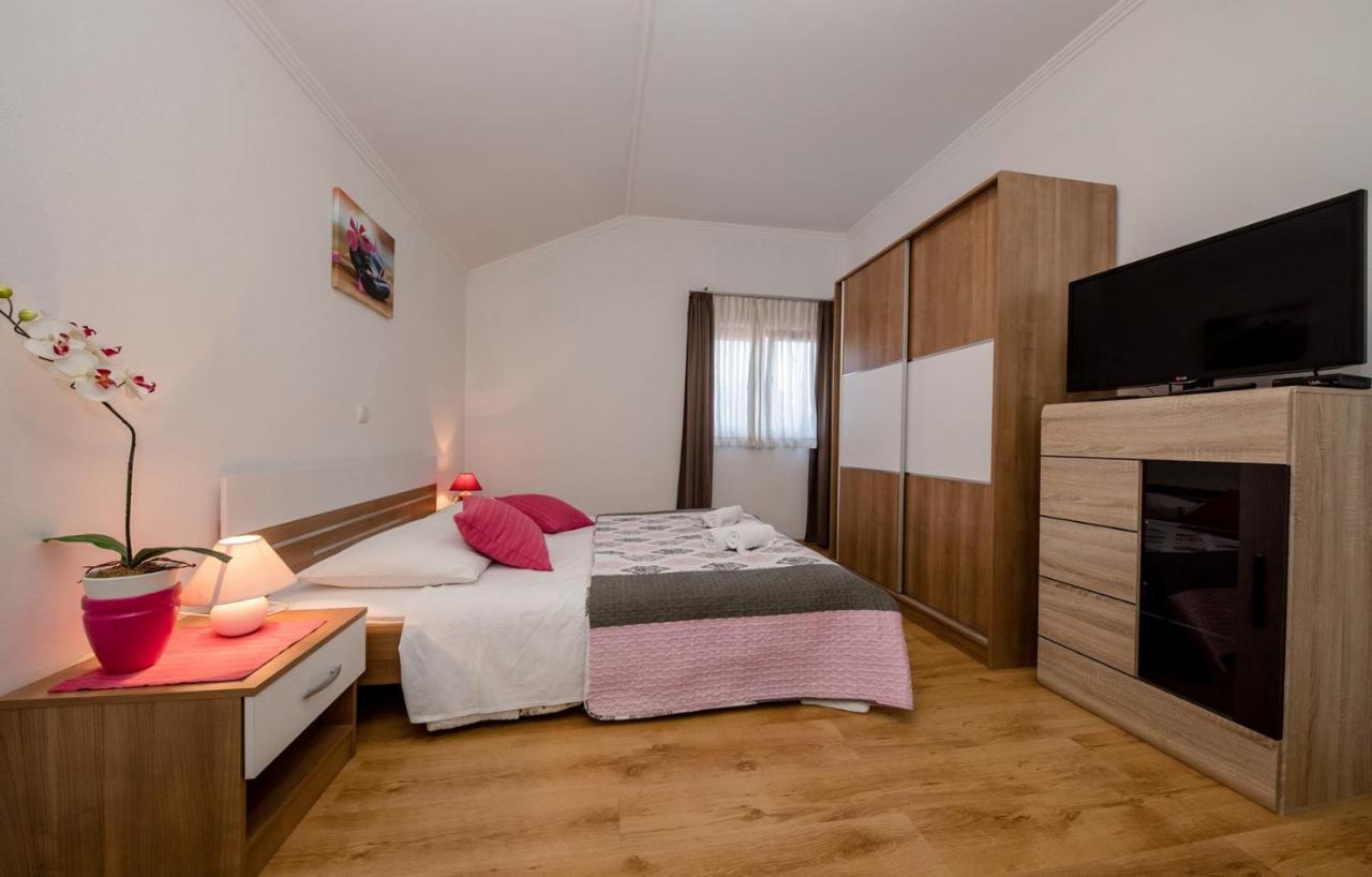 Apartments Vladimir 2835 Ραμπ Εξωτερικό φωτογραφία